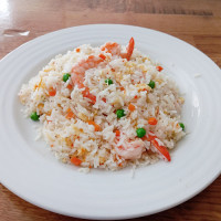 Arroz frito con gambas